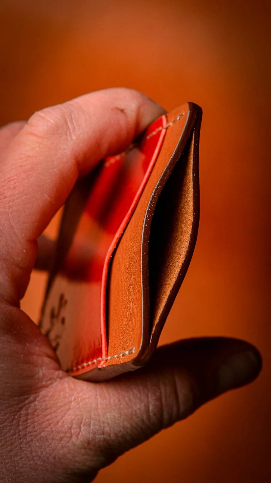 No.19 - Vertical Card Holder